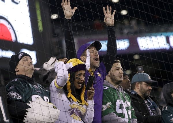 A hug for Vikings fans