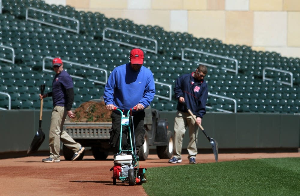 Infield edging