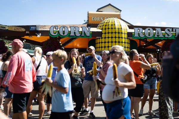 The corn roast stand