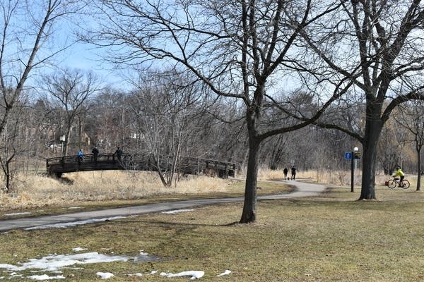 Weekend weather: Milder temps; brightest day will be Saturday