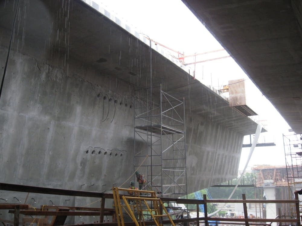 Pre-cast bridge segments